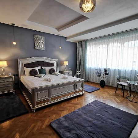 Crystal Central Apartment براشوف المظهر الخارجي الصورة