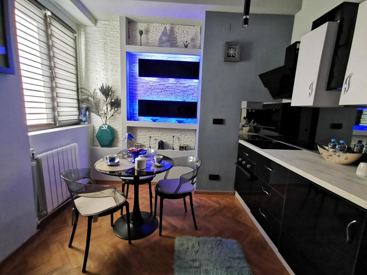 Crystal Central Apartment براشوف المظهر الخارجي الصورة