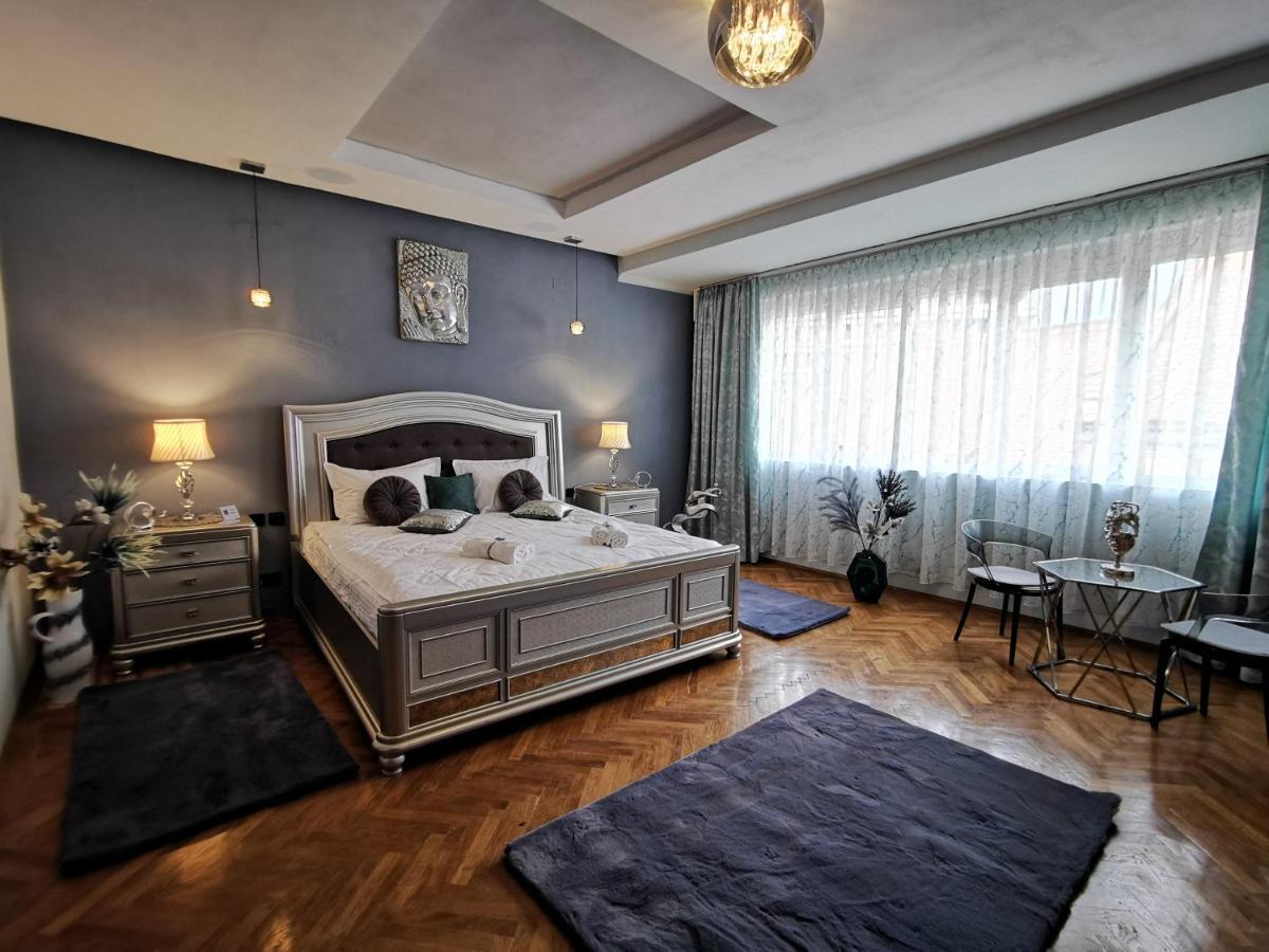Crystal Central Apartment براشوف المظهر الخارجي الصورة