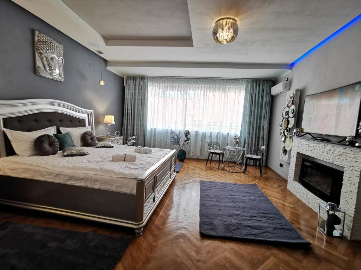 Crystal Central Apartment براشوف المظهر الخارجي الصورة